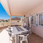 With Parking Space - 13378 شقة تروغير