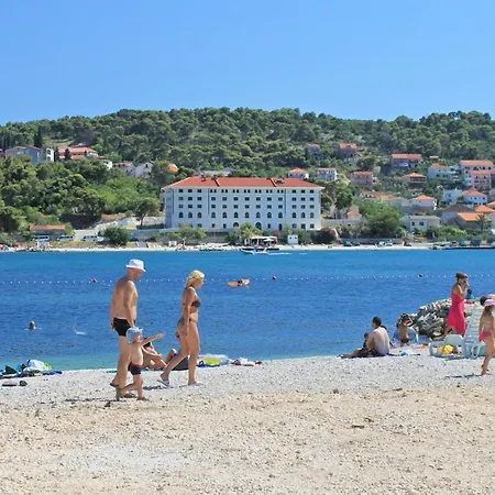 With Parking Space - 13378 شقة تروغير